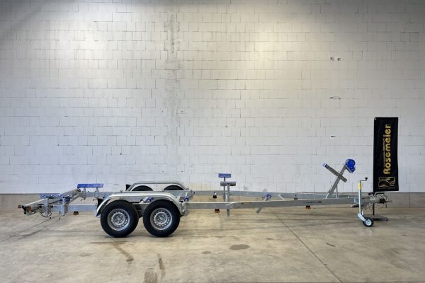 andere BA2700-L 100 Bootsanhänger