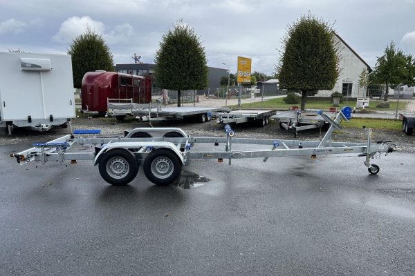 andere BA2700-L/R Bootsanhänger